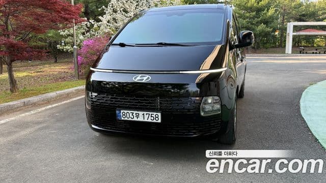 Hyundai Staria 2024 — ფოტო 2/20
