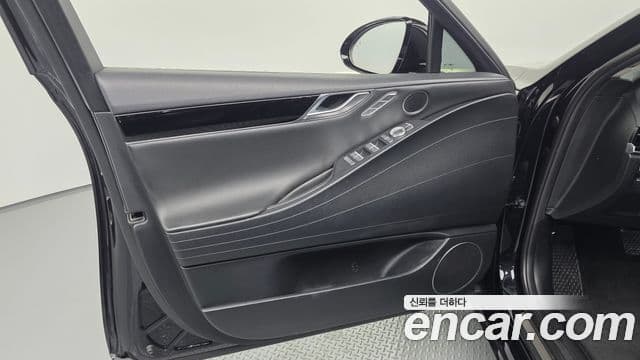 Genesis G80 2020 — Photo 28/32