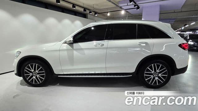 Mercedes-Benz GLC-Class 2021 — ფოტო 7/20