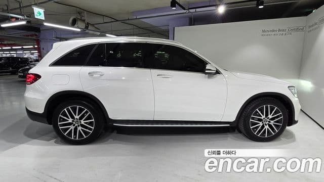 Mercedes-Benz GLC-Class 2021 — ფოტო 8/20