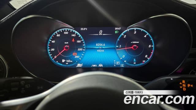 Mercedes-Benz GLC-Class 2021 — ფოტო 16/20