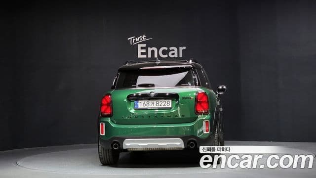 Mini Cooper S Countryman 2023 — ფოტო 4/20