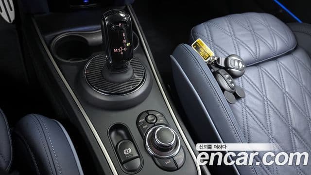 Mini Cooper S Countryman 2023 — ფოტო 9/20