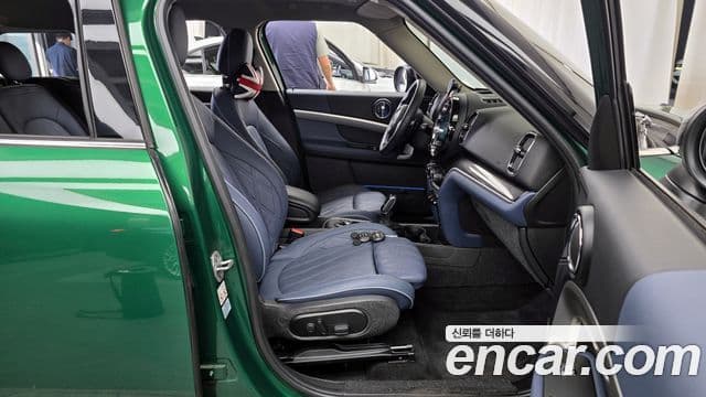 Mini Cooper S Countryman 2023 — ფოტო 11/20