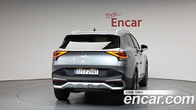 Kia Sportage 2022 — Фото 4/20