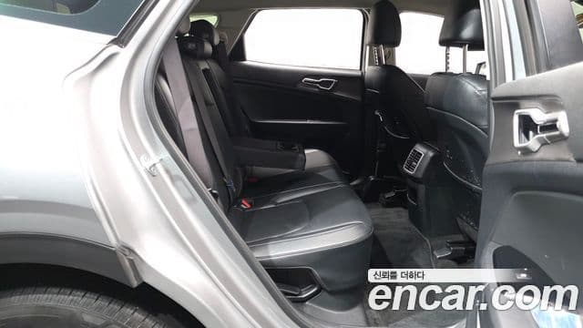 Kia Sportage 2022 — Фото 11/20