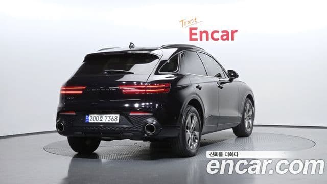 Genesis GV70 2023 — ფოტო 2/20