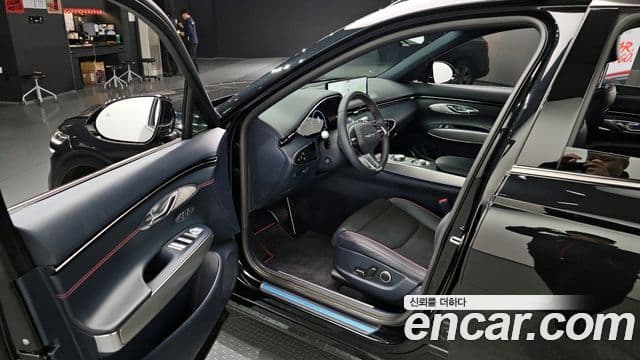 Genesis GV70 2023 — ფოტო 10/20