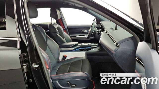 Genesis GV70 2023 — ფოტო 12/20