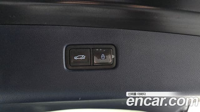Genesis GV70 2023 — ფოტო 20/20