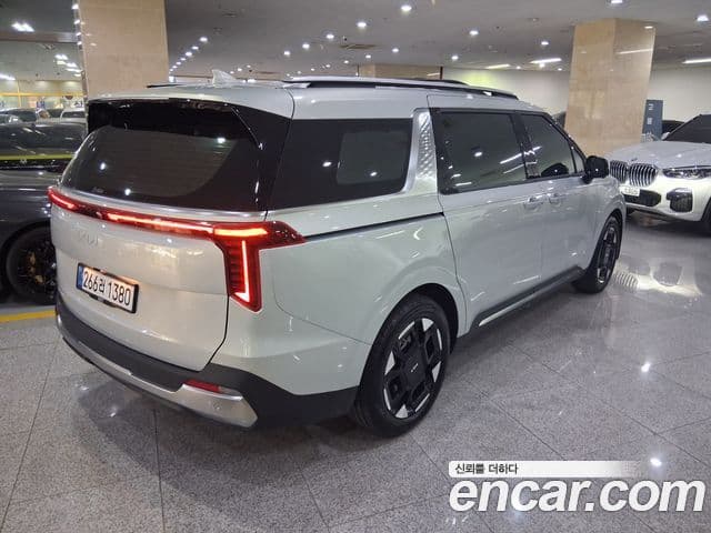 Kia Carnival 2025 — ფოტო 3/19