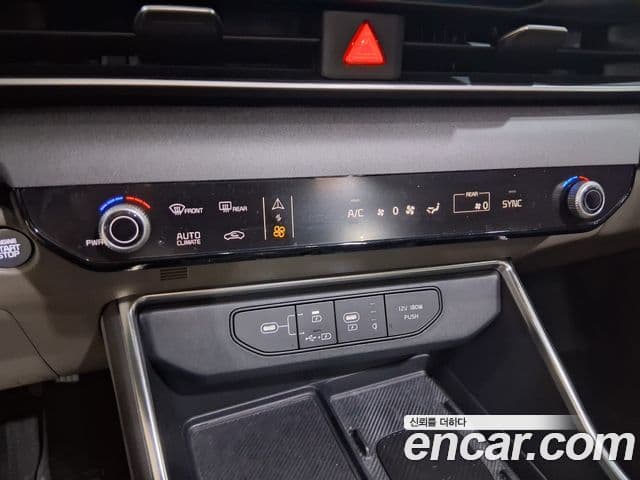 Kia Carnival 2025 — ფოტო 16/19