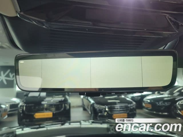 Land Rover Range Rover 2025 — ფოტო 8/20