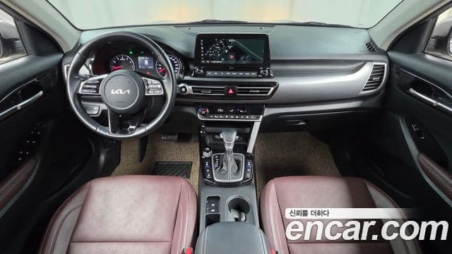 Kia Seltos 2021 — ფოტო 7/20