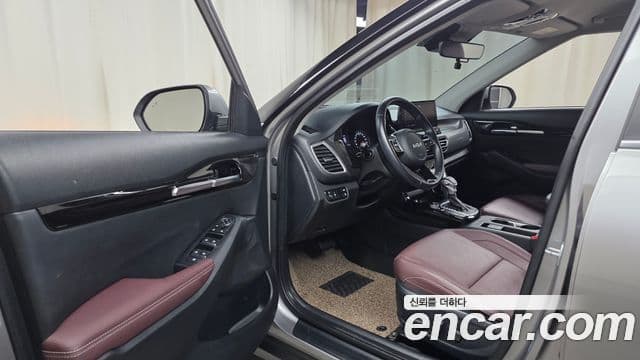 Kia Seltos 2021 — ფოტო 10/20