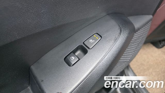 Kia Seltos 2021 — ფოტო 19/20