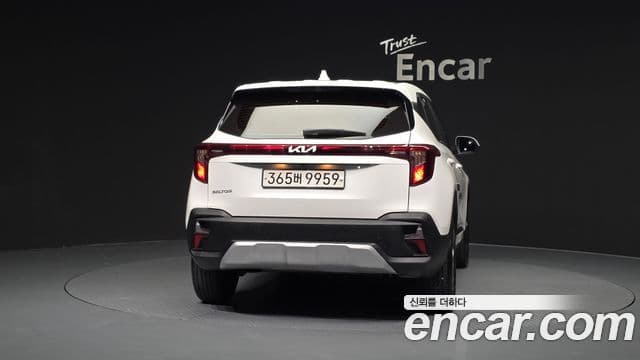 Kia Seltos 2024 — ფოტო 4/20