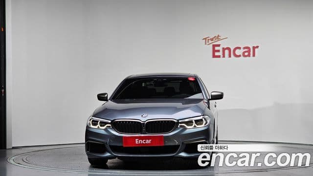 BMW 5 Series 2018 — Şəkil 17/20