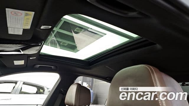 BMW 5 Series 2018 — Şəkil 19/20