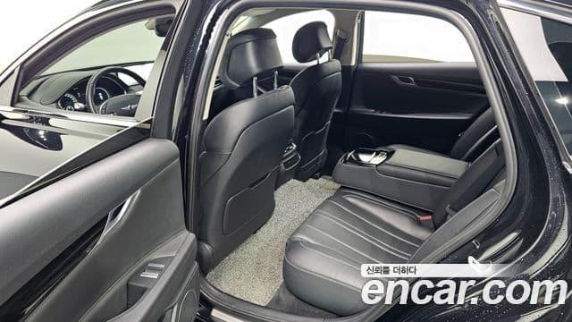 Genesis Electrified G80 2020 — Şəkil 11/20