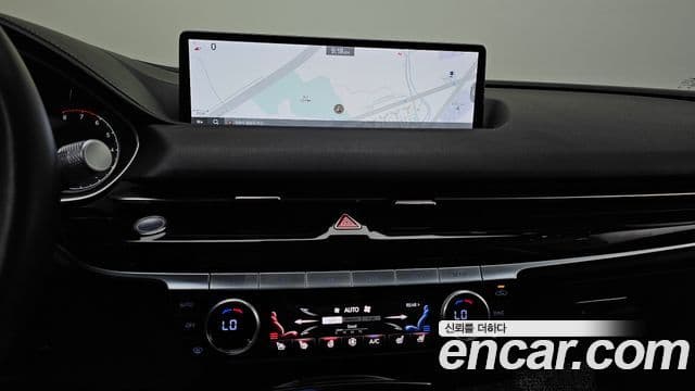 Genesis Electrified G80 2020 — Şəkil 15/20