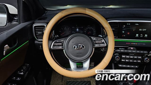 Kia Sportage The Bold 2020 — Şəkil 13/20