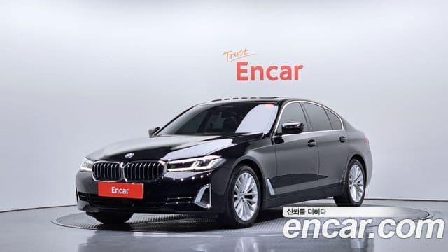BMW 5 Series 2023 — ფოტო 1/20