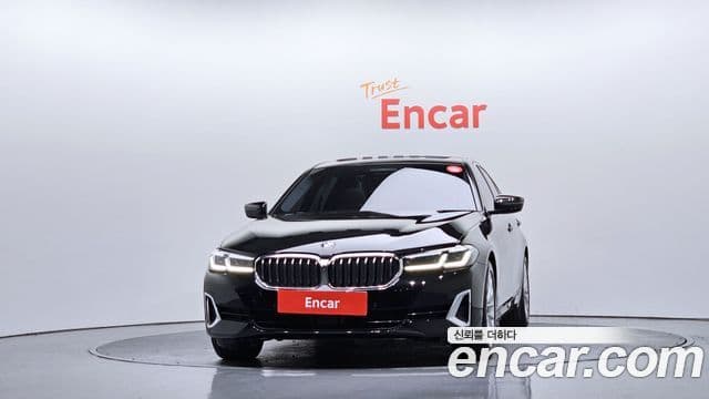 BMW 5 Series 2023 — ფოტო 3/20