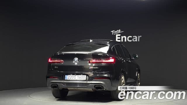 BMW X4 2020 — ფოტო 4/20