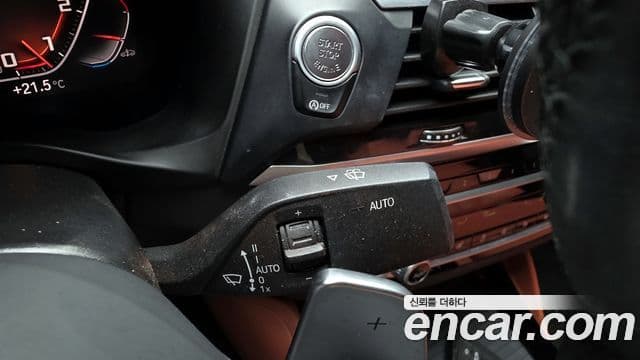BMW X4 2020 — Photo 19/38