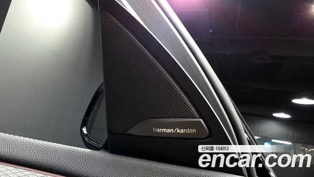 BMW X4 2020 — Photo 22/38