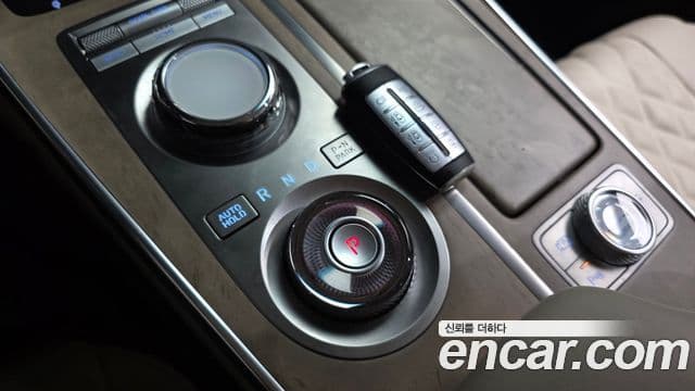 Genesis GV80 2023 — Şəkil 9/20