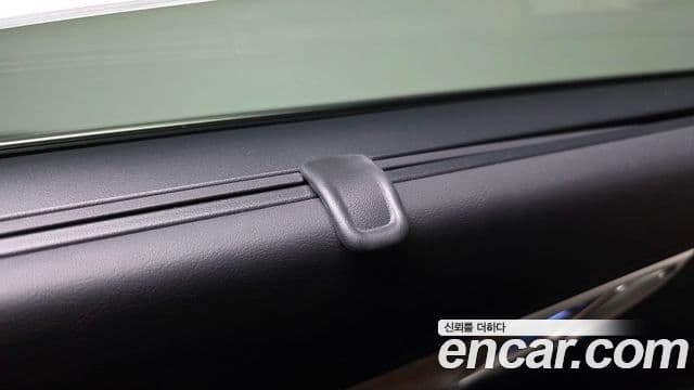 Genesis GV80 2023 — ფოტო 23/35