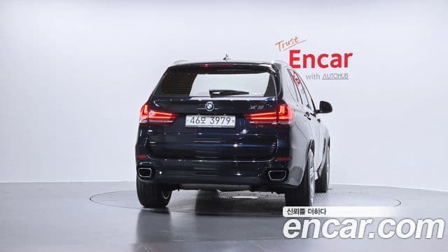 BMW X5 2018 — ფოტო 4/20