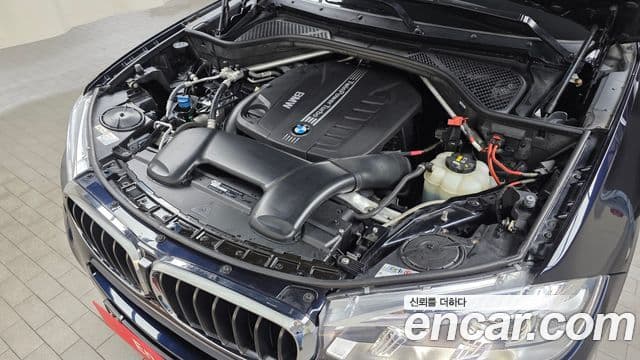 BMW X5 2018 — ფოტო 6/20