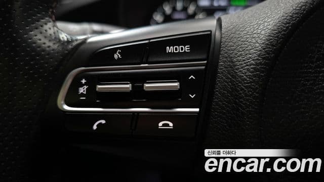 Kia Stinger 2019 — ფოტო 30/37