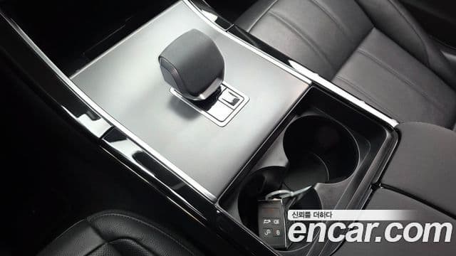 Land Rover Range Rover Evoque 2025 — Şəkil 9/20