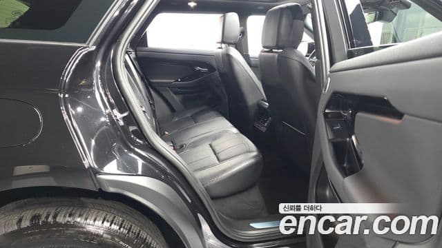 Land Rover Range Rover Evoque 2025 — Şəkil 12/20