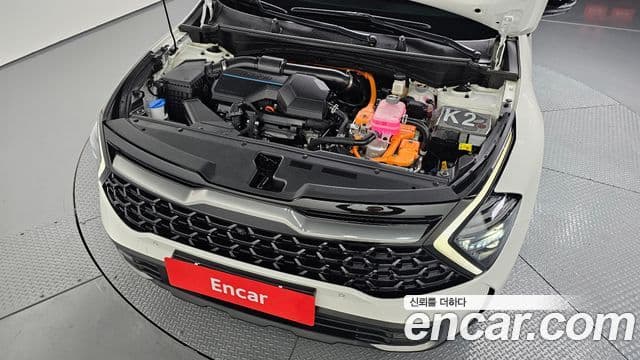 Kia Sportage 2022 — ფოტო 6/20