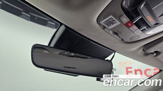 Kia Sportage 2022 — ფოტო 17/20