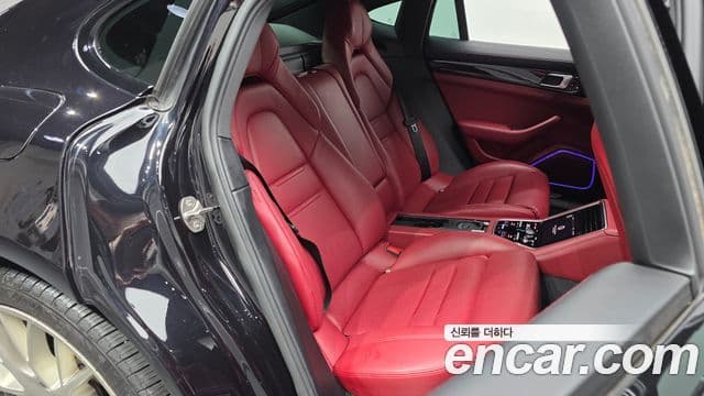 Porsche Panamera 2020 — Şəkil 11/20
