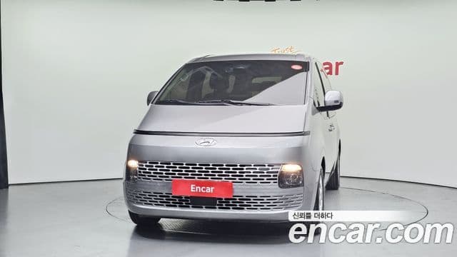 Hyundai Staria 2022 — ფოტო 3/20