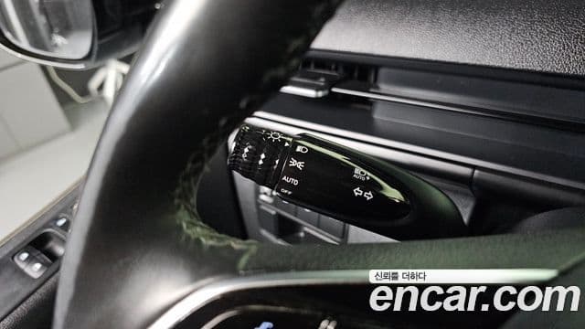 Hyundai Staria 2022 — ფოტო 14/20