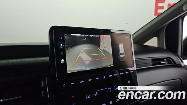 Hyundai Staria 2022 — ფოტო 17/20