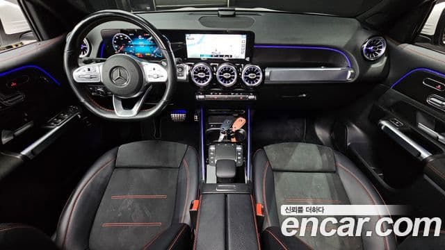 Mercedes-Benz GLB-Class 2021 — ფოტო 6/20
