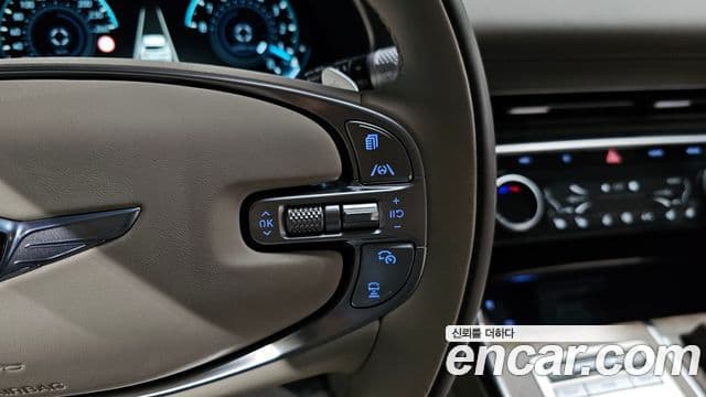Genesis GV80 2023 — ფოტო 14/20
