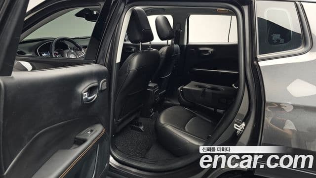 Jeep Compass 2021 — Şəkil 11/20