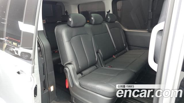 Hyundai Staria 2025 — Фото 12/20