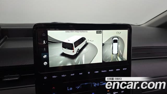 Hyundai Staria 2025 — Фото 15/20