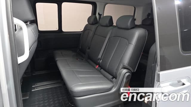 Hyundai Staria 2025 — ფოტო 13/30